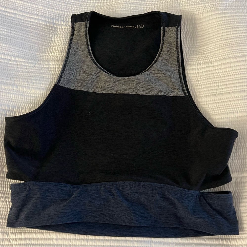Outdoor voices tri tone slash back crop top